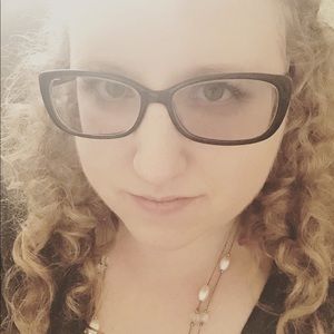 Meet your Posher, Amie